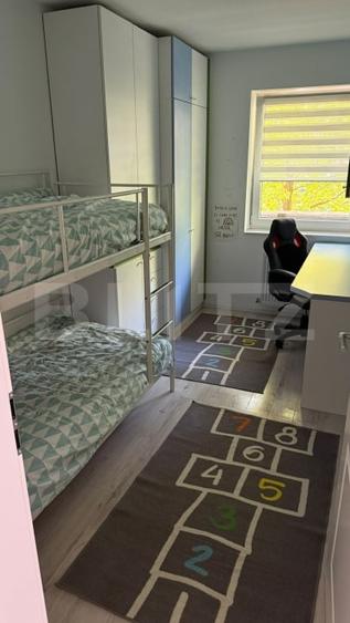 Apartament cu 3 camere decomandat, mobilat în Sud