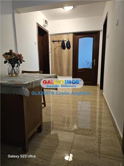 Apartament cu 3 camere semidecomandat, mobilat în Basarabia