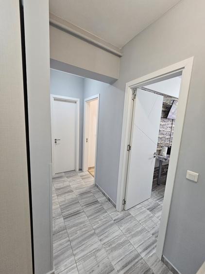 Apartament cu 2 camere decomandat în Runcu