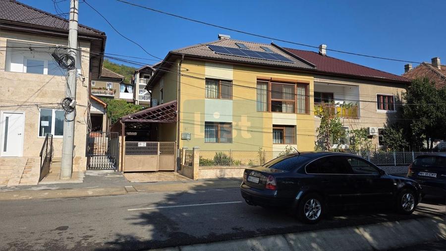 Casă Central Orsova, cu vedere la Dunăre - 2