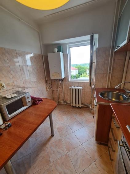 Apartament cu 3 camere decomandat în Independenței