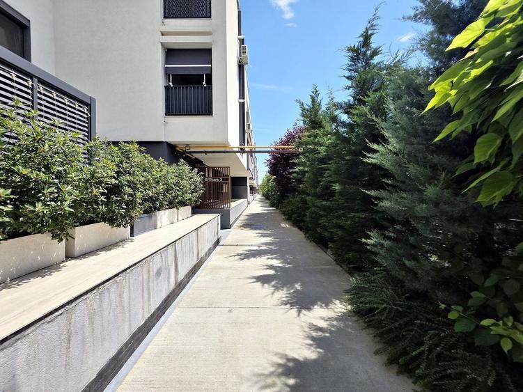 Apartament cu 2 camere decomandat, mobilat în Central