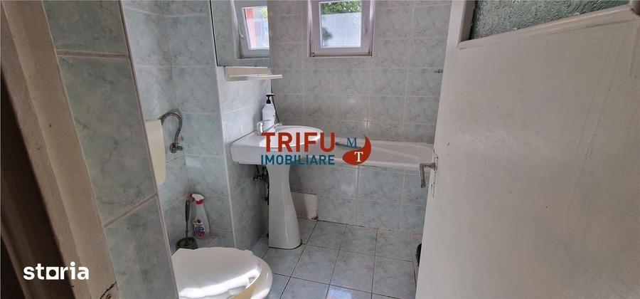 Apartament cu 3 camere decomandat în Tolstoi