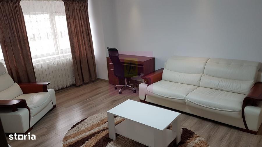 Apartament cu 2 camere decomandat în Decebal