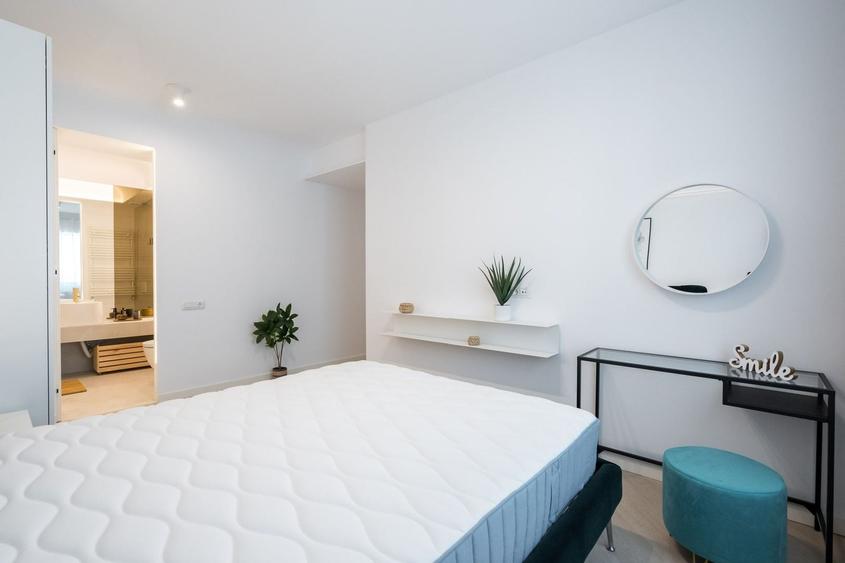 Apartament cu 3 camere decomandat, mobilat în Aviației