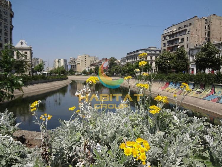 Garsonieră decomandată în Unirii