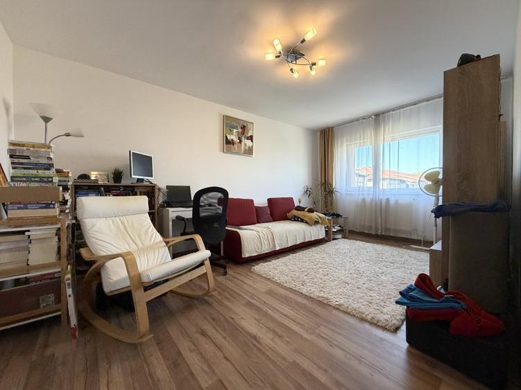 Apartament cu 2 camere decomandat, mobilat în Aradului