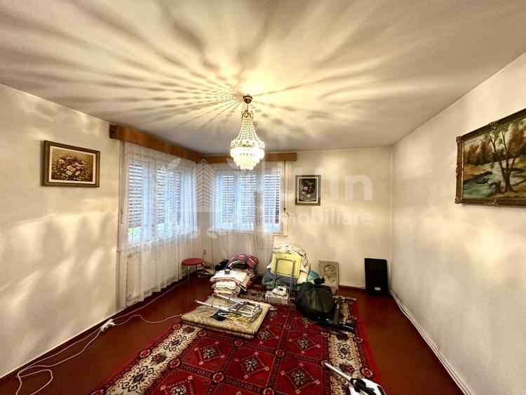 Casă cu 4 camere cu Canalizare în Dâmbul Rotund