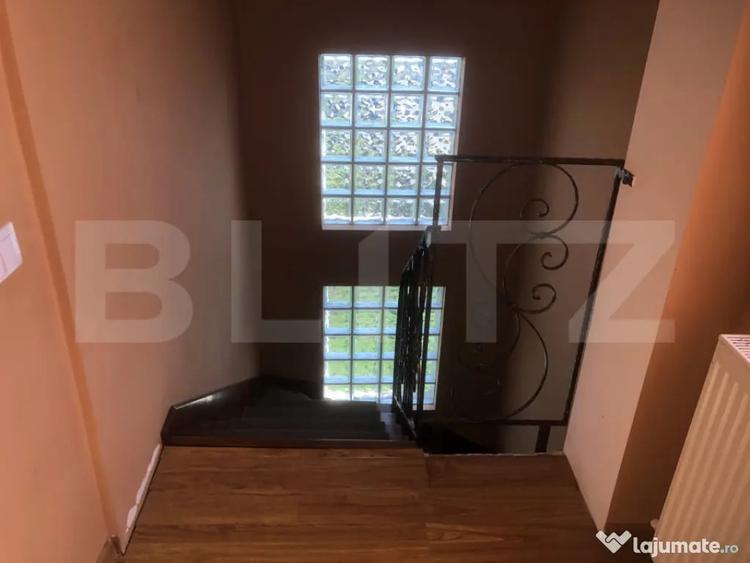 Casă cu 5 camere cu Teren 3000 Mp în Botiz