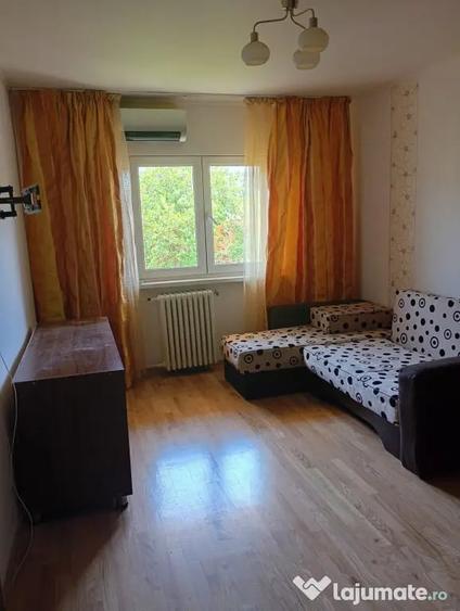 Garsonieră în Fizicienilor
