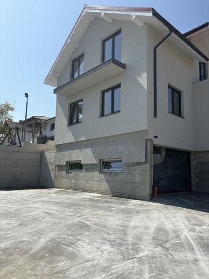 Casă cu 4 camere în Dej