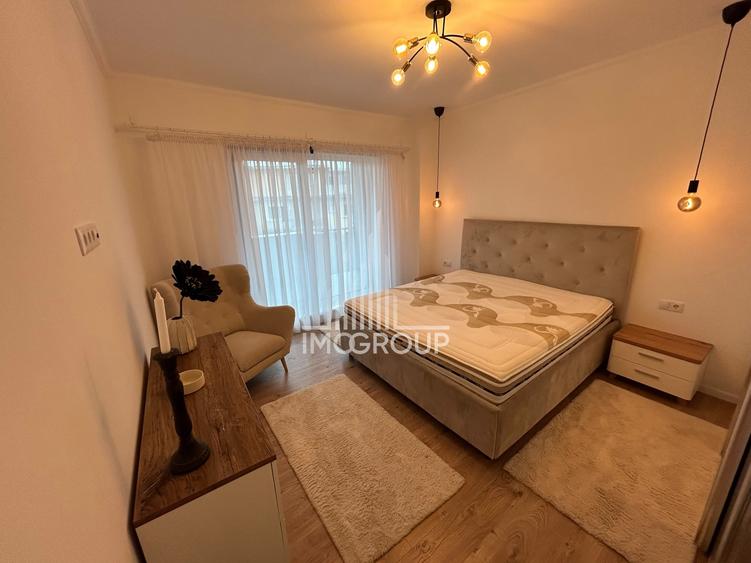 Apartament cu 3 camere decomandat, mobilat în Central