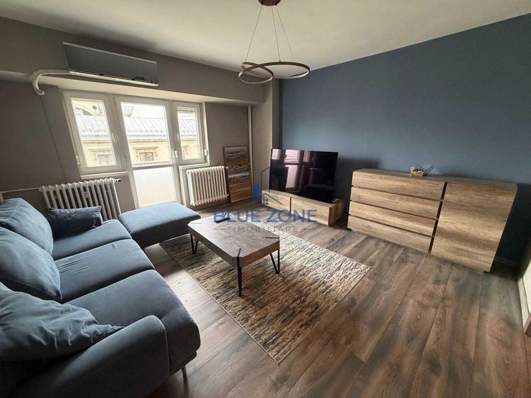 Apartament cu 3 camere decomandat, mobilat în Unirii