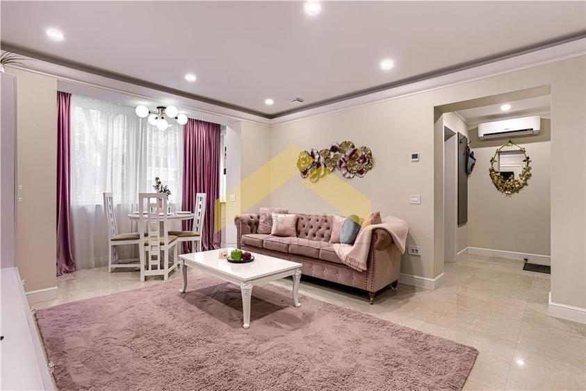 Apartament cu 2 camere semidecomandat, mobilat în Podgoria