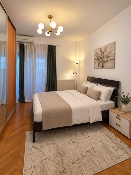 Apartament cu 3 camere, mobilat în Calea Victoriei