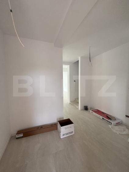 Duplex cu 4 camere cu Canalizare în Ghiroda