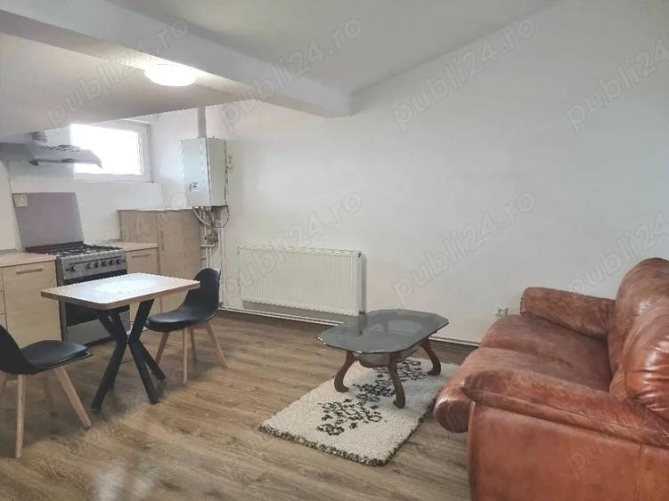 Apartament cu 2 camere semidecomandat în Central