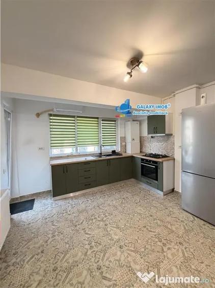 Apartament cu 2 camere decomandat în Berceni