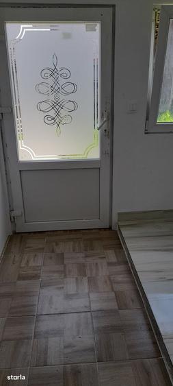 Proprietar vand casa in Jelna . - 2