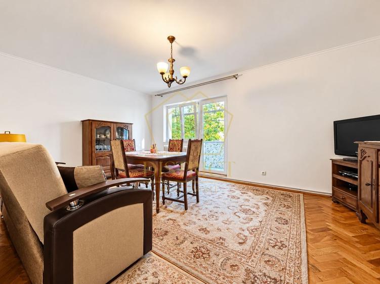 Apartament cu 3 camere decomandat, mobilat în Girocului