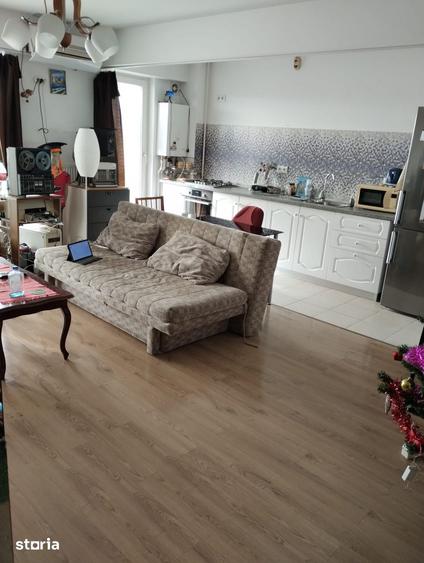 Apartament cu 2 camere decomandat în Ghencea