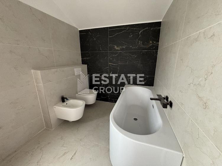 Casă individuală cu 5 camere cu Canalizare în Moșnița Nouă