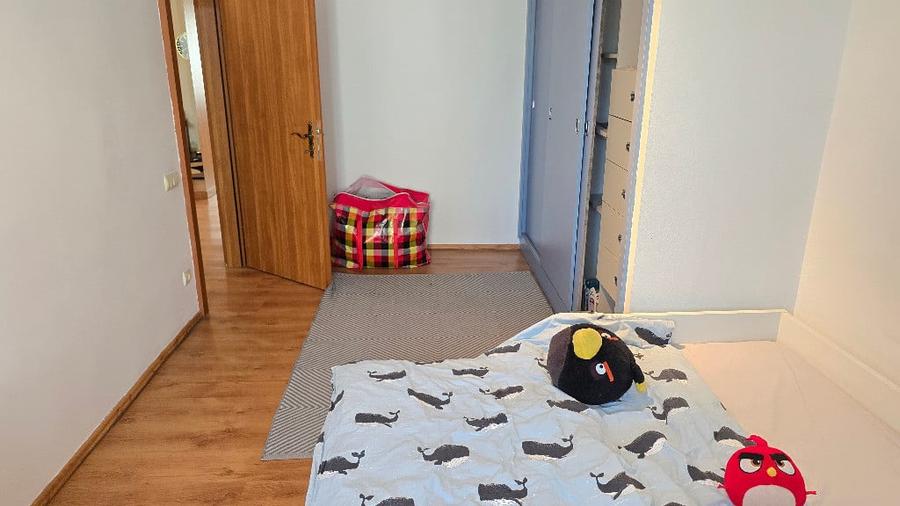 Apartament cu 3 camere decomandat în Dorobanți