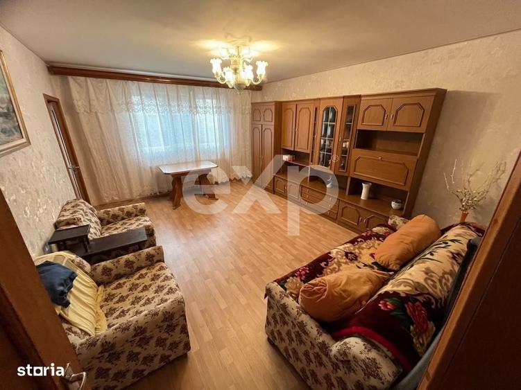 Casă cu 4 camere decomandat în Manga