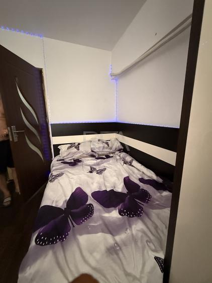 Apartament cu 3 camere decomandat, mobilat în Drumul Taberei
