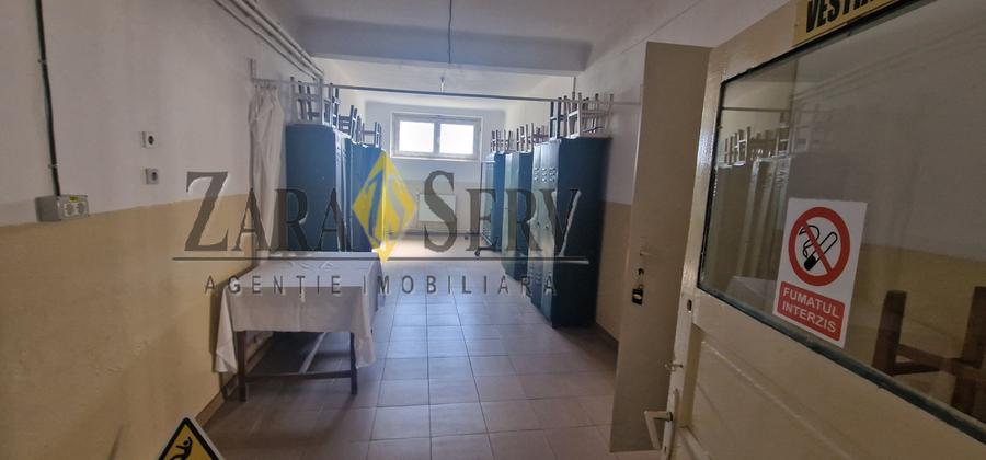 Spațiu comercial, de 240 mp, în Central