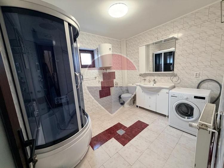 Casă individuală cu 4 camere cu Teren 460 Mp în Brestei