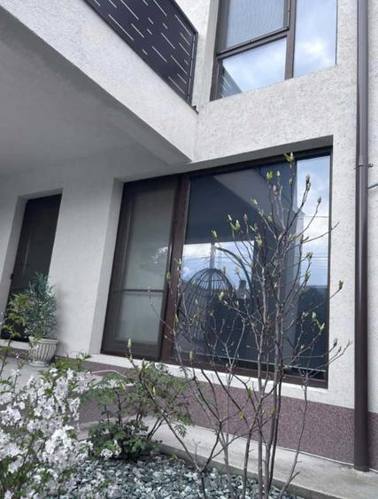 Casă cu 3 camere în Central