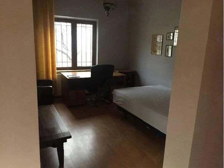 Casă cu 3 camere cu Teren 162 Mp în Vatra Luminoasă