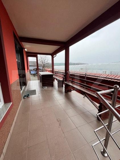 Casă individuală cu 4 camere cu Canalizare în Exterior Vest