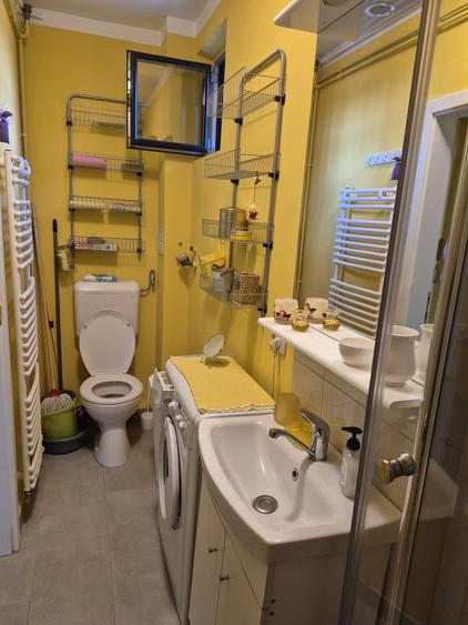 Garsonieră decomandată în Central