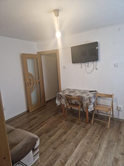 Apartament cu 2 camere semidecomandat în Exterior Vest