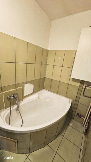 Garsonieră decomandată în Tei