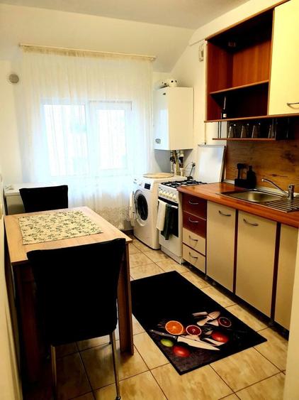 Apartament cu 2 camere semidecomandat în Central