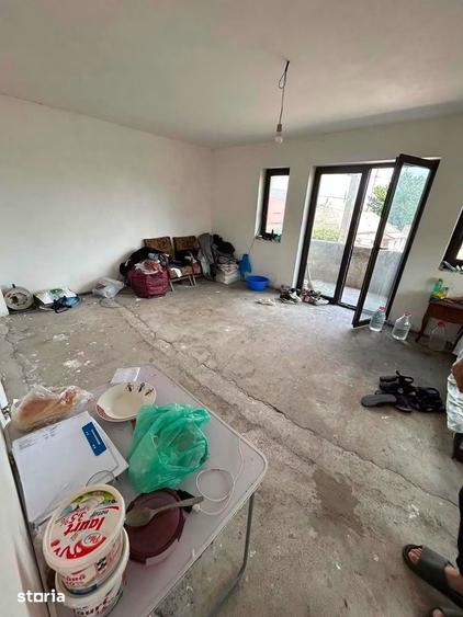 Casă cu 5 camere cu Teren 590 Mp în Central