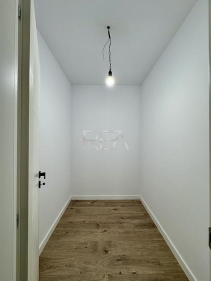 Penthouse cu 2 camere decomandat în Pipera