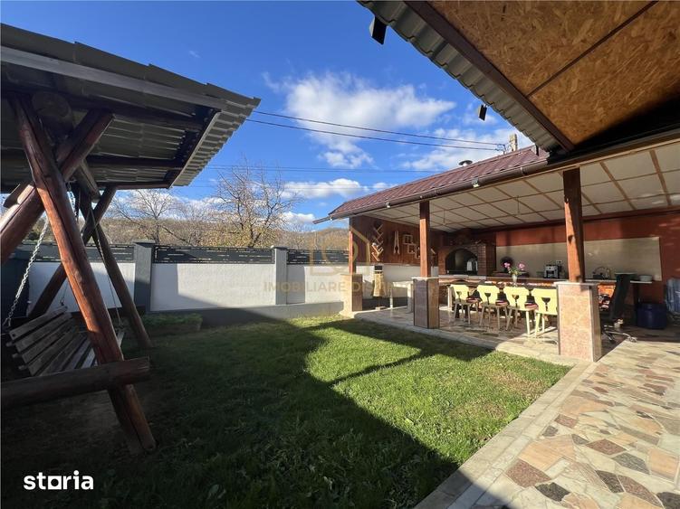 Casă cu 4 camere cu Teren 270 Mp în Tăuții-Măgherăuș