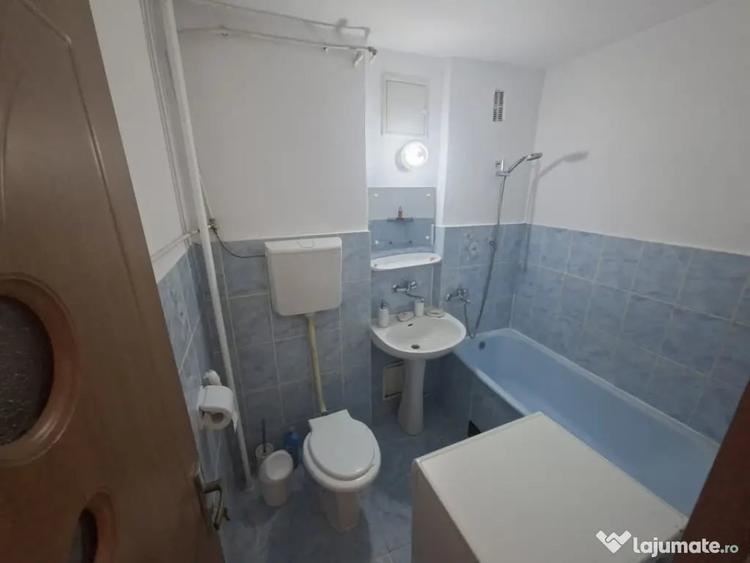 Garsonieră semidecomandată în Rovine