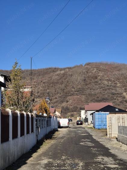 Teren de 3000 mp, în Aninoasa