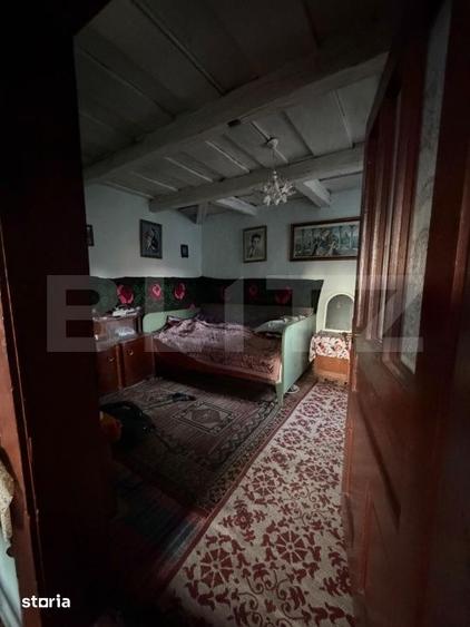 Casă cu 4 camere cu Teren 3596 Mp în Certeju de Sus