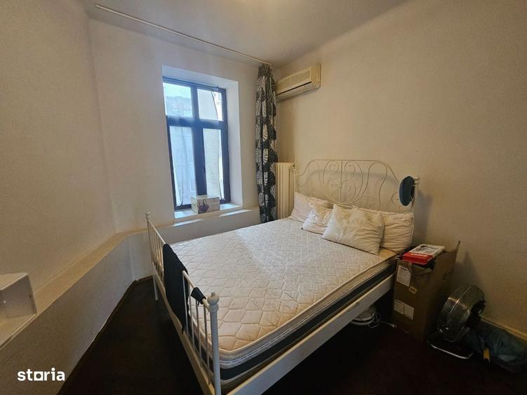 Apartament cu 4 camere decomandat în Victoriei