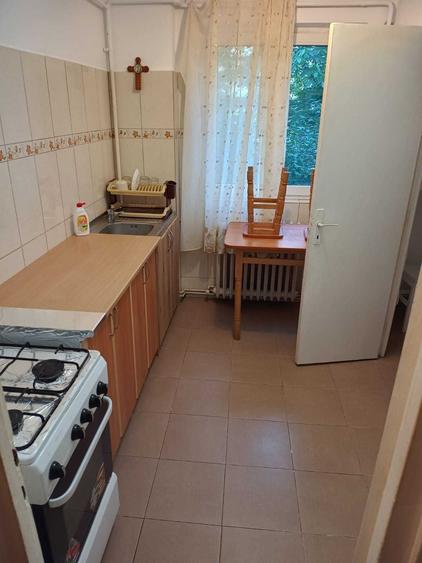 Apartament cu 2 camere semidecomandat în Tătărași