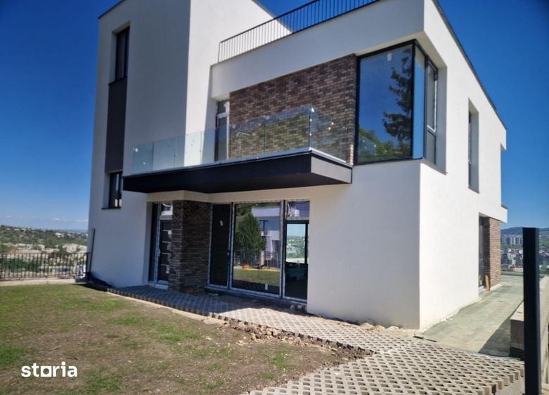 Casă cu 4 camere cu Teren 90 Mp în Grigorescu