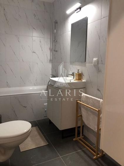 Apartament cu 3 camere decomandat, mobilat în Dumbrăvița