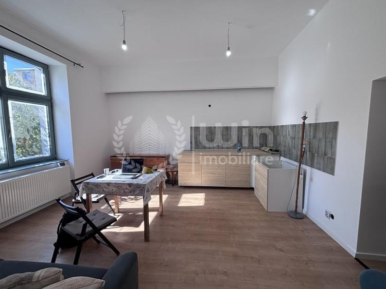Apartament cu 3 camere semidecomandat în Semicentral