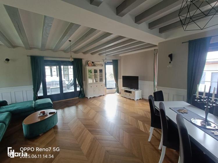 Casă cu 4 camere în Frunzeni